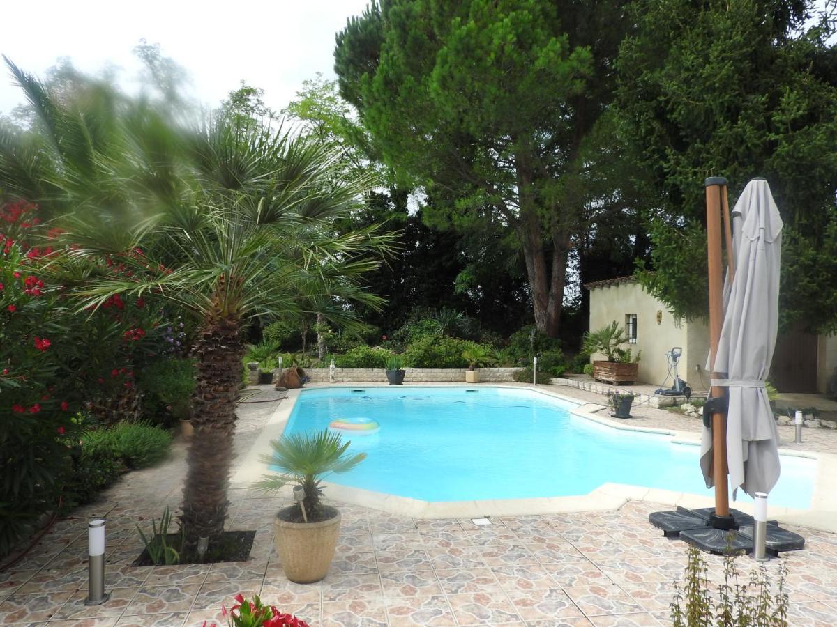 Appartement mansardé et climatisé 50 m2 Pompignan  Exterior foto