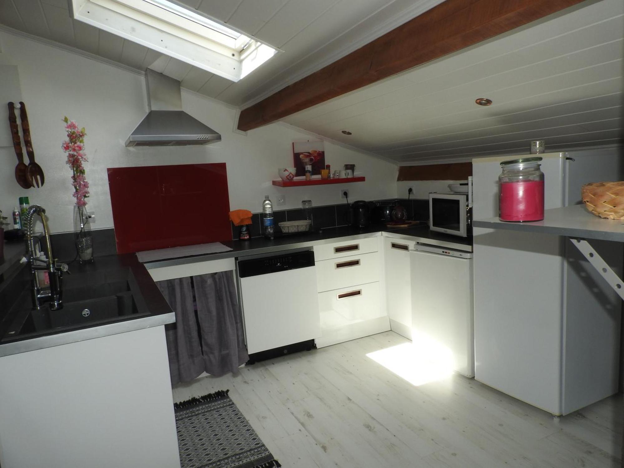 Appartement mansardé et climatisé 50 m2 Pompignan  Exterior foto